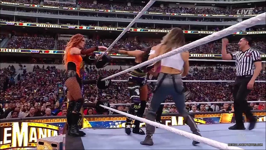 WWE_WrestleMania_39_Saturday_720p_WEB_h264-HEEL_mp4_006091920.jpg