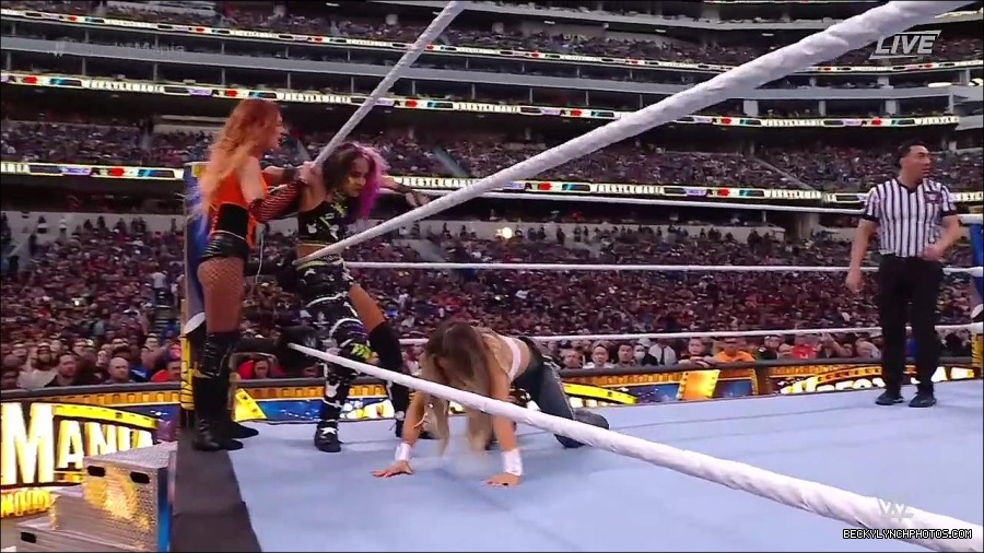 WWE_WrestleMania_39_Saturday_720p_WEB_h264-HEEL_mp4_006097120.jpg