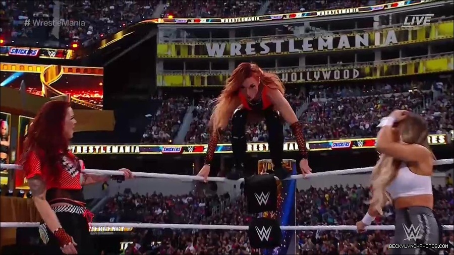 WWE_WrestleMania_39_Saturday_720p_WEB_h264-HEEL_mp4_006107520.jpg