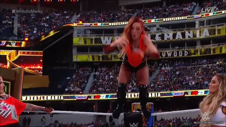 WWE_WrestleMania_39_Saturday_720p_WEB_h264-HEEL_mp4_006108320.jpg
