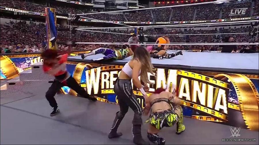 WWE_WrestleMania_39_Saturday_720p_WEB_h264-HEEL_mp4_006122320.jpg