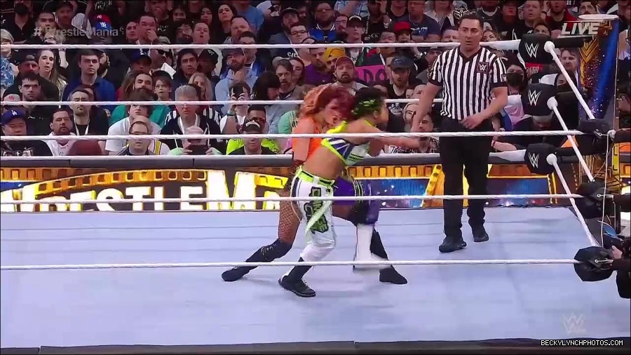 WWE_WrestleMania_39_Saturday_720p_WEB_h264-HEEL_mp4_006156720.jpg