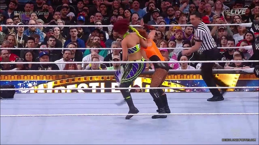 WWE_WrestleMania_39_Saturday_720p_WEB_h264-HEEL_mp4_006183520.jpg