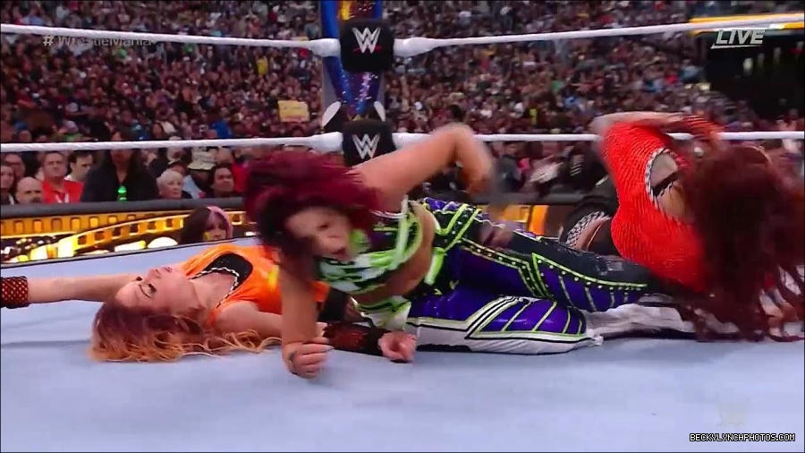 WWE_WrestleMania_39_Saturday_720p_WEB_h264-HEEL_mp4_006189120.jpg
