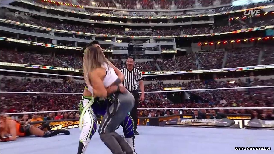 WWE_WrestleMania_39_Saturday_720p_WEB_h264-HEEL_mp4_006214320.jpg