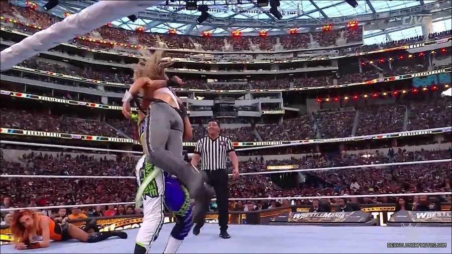 WWE_WrestleMania_39_Saturday_720p_WEB_h264-HEEL_mp4_006214720.jpg