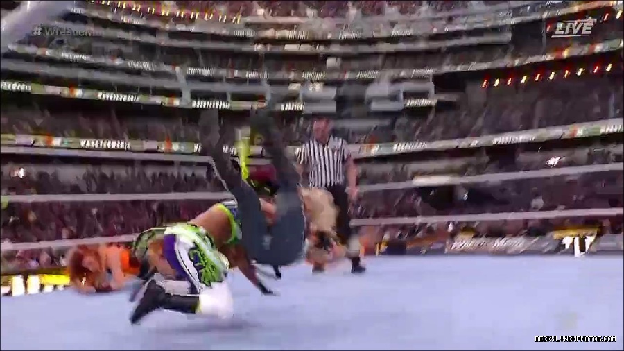 WWE_WrestleMania_39_Saturday_720p_WEB_h264-HEEL_mp4_006215120.jpg