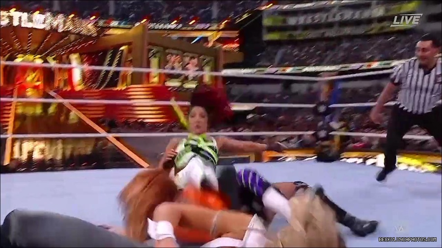 WWE_WrestleMania_39_Saturday_720p_WEB_h264-HEEL_mp4_006219120.jpg