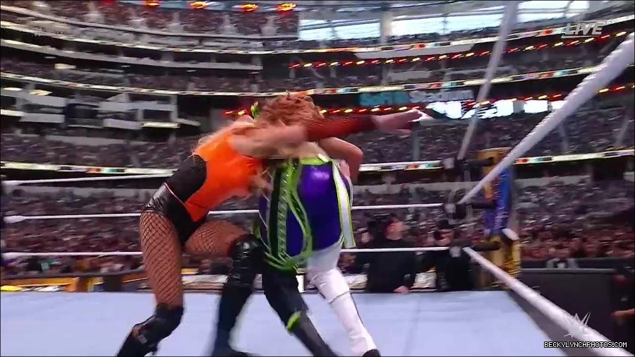 WWE_WrestleMania_39_Saturday_720p_WEB_h264-HEEL_mp4_006225120.jpg