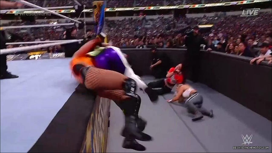WWE_WrestleMania_39_Saturday_720p_WEB_h264-HEEL_mp4_006227120.jpg