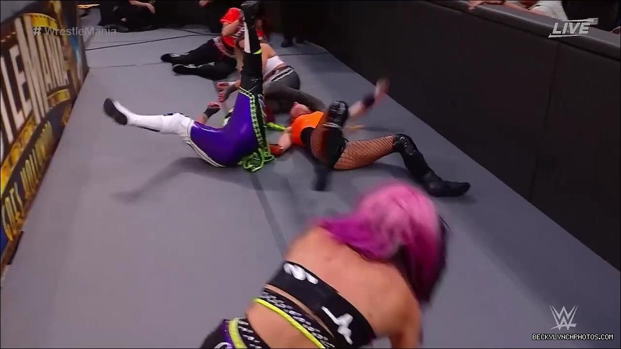 WWE_WrestleMania_39_Saturday_720p_WEB_h264-HEEL_mp4_006228320.jpg