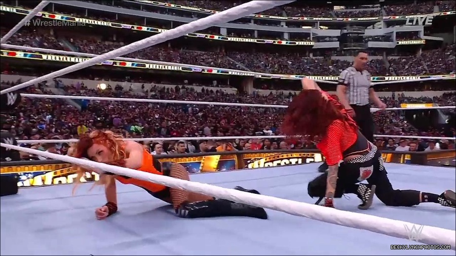 WWE_WrestleMania_39_Saturday_720p_WEB_h264-HEEL_mp4_006287687.jpg