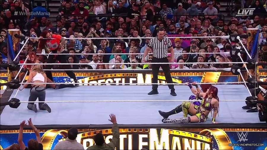 WWE_WrestleMania_39_Saturday_720p_WEB_h264-HEEL_mp4_006300087.jpg