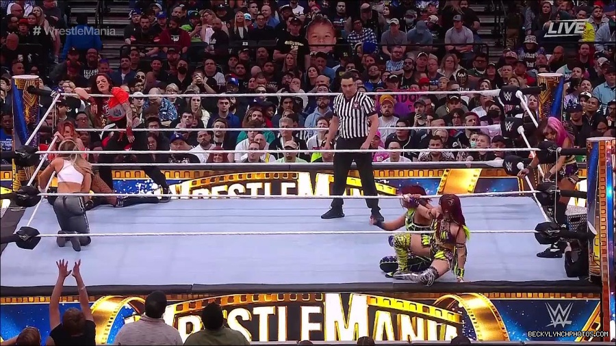 WWE_WrestleMania_39_Saturday_720p_WEB_h264-HEEL_mp4_006302087.jpg