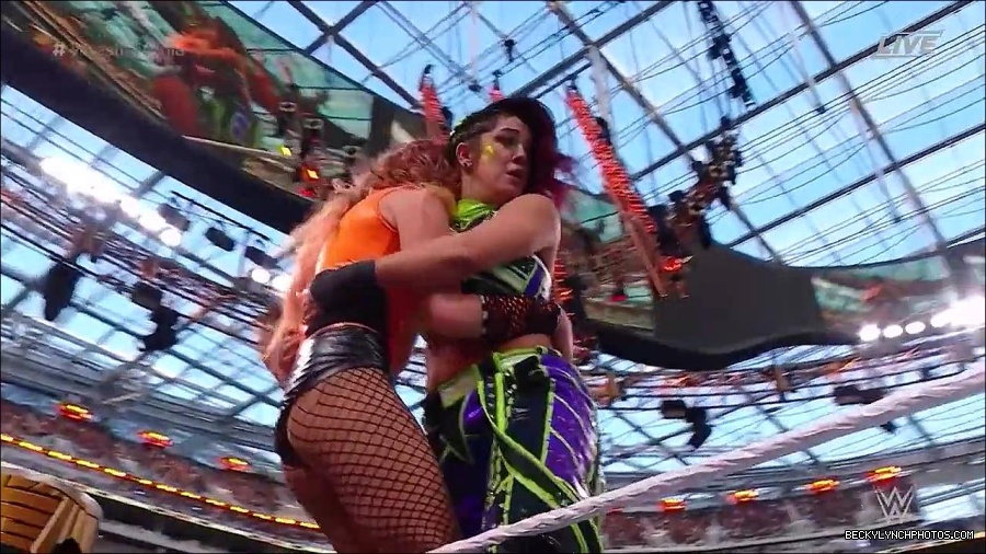 WWE_WrestleMania_39_Saturday_720p_WEB_h264-HEEL_mp4_006361287.jpg