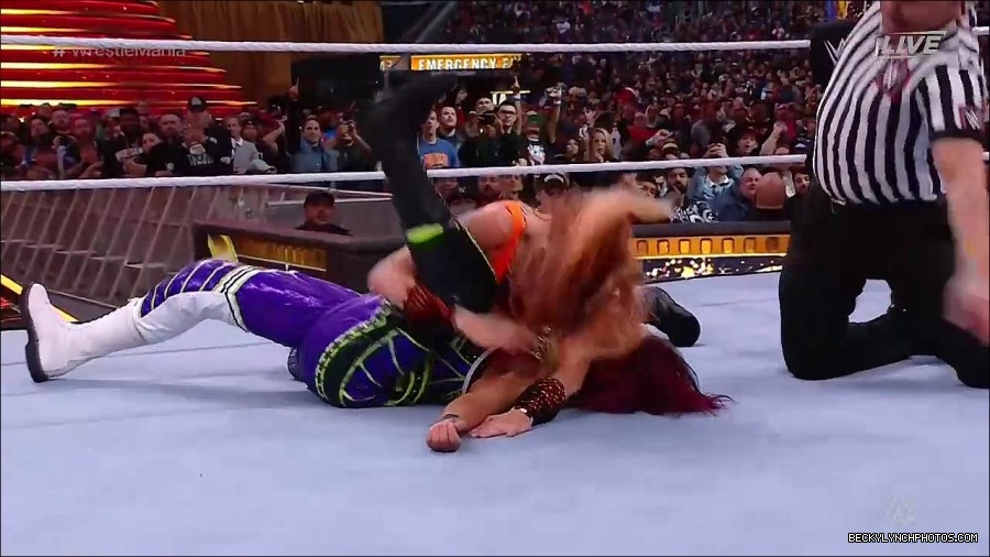 WWE_WrestleMania_39_Saturday_720p_WEB_h264-HEEL_mp4_006367687.jpg