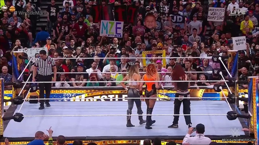 WWE_WrestleMania_39_Saturday_720p_WEB_h264-HEEL_mp4_006406087.jpg