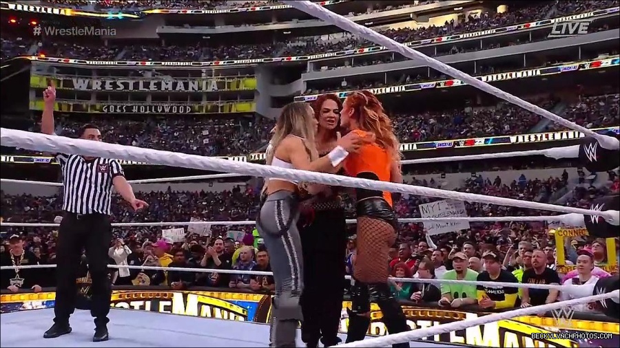WWE_WrestleMania_39_Saturday_720p_WEB_h264-HEEL_mp4_006424887.jpg