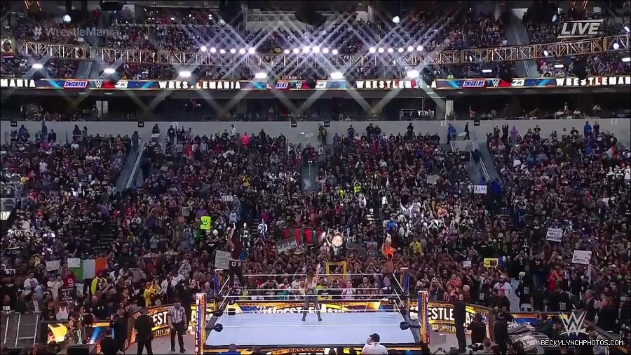WWE_WrestleMania_39_Saturday_720p_WEB_h264-HEEL_mp4_006440087.jpg