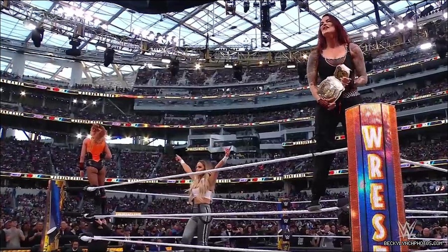 WWE_WrestleMania_39_Saturday_720p_WEB_h264-HEEL_mp4_006444487.jpg