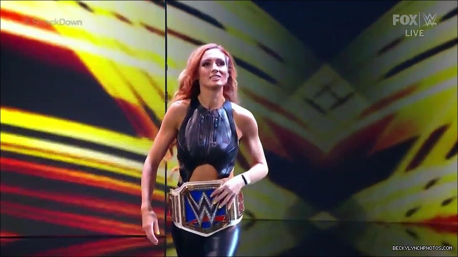 WWE_Friday_Night_SmackDown_2021_09_03_720p_HDTV_x264-NWCHD_mp4_000994460.jpg