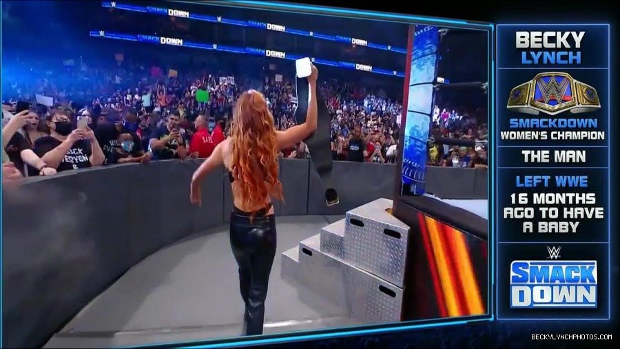WWE_Friday_Night_SmackDown_2021_09_03_720p_HDTV_x264-NWCHD_mp4_001017283.jpg