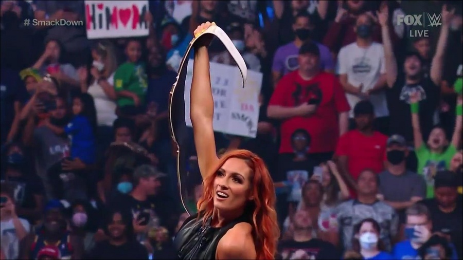 WWE_Friday_Night_SmackDown_2021_09_03_720p_HDTV_x264-NWCHD_mp4_001031697.jpg