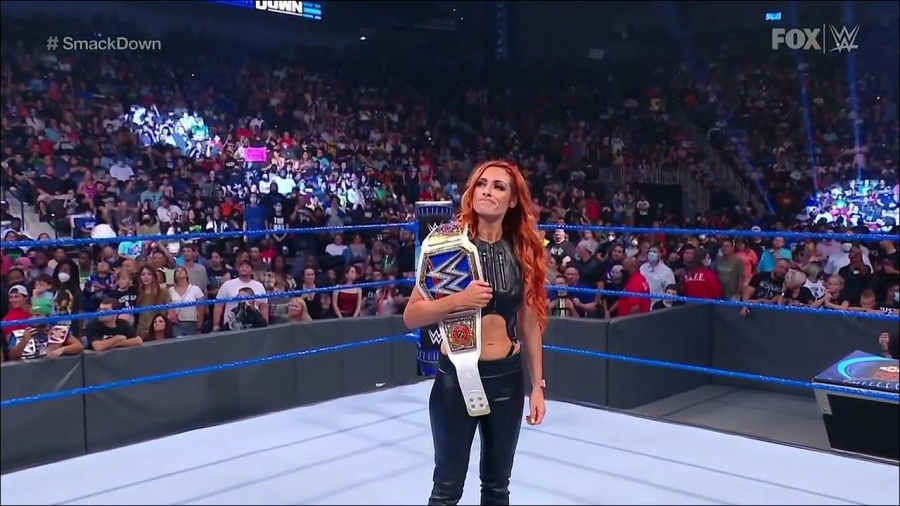 WWE_Friday_Night_SmackDown_2021_09_03_720p_HDTV_x264-NWCHD_mp4_001148614.jpg
