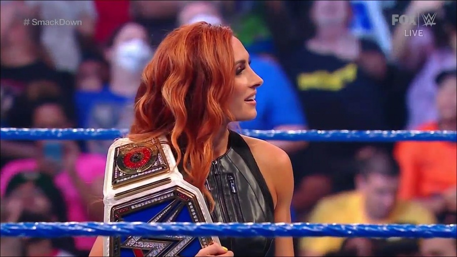 WWE_Friday_Night_SmackDown_2021_09_03_720p_HDTV_x264-NWCHD_mp4_001198431.jpg