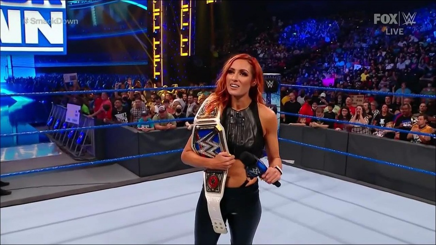 WWE_Friday_Night_SmackDown_2021_09_03_720p_HDTV_x264-NWCHD_mp4_001204437.jpg