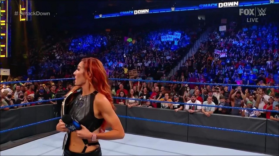 WWE_Friday_Night_SmackDown_2021_09_03_720p_HDTV_x264-NWCHD_mp4_001223656.jpg