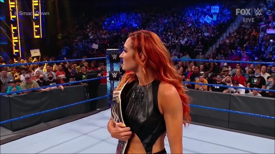 WWE_Friday_Night_SmackDown_2021_09_03_720p_HDTV_x264-NWCHD_mp4_001238071.jpg
