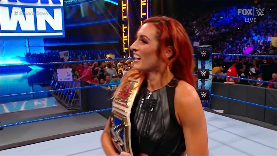 WWE_Friday_Night_SmackDown_2021_09_03_720p_HDTV_x264-NWCHD_mp4_001256089.jpg