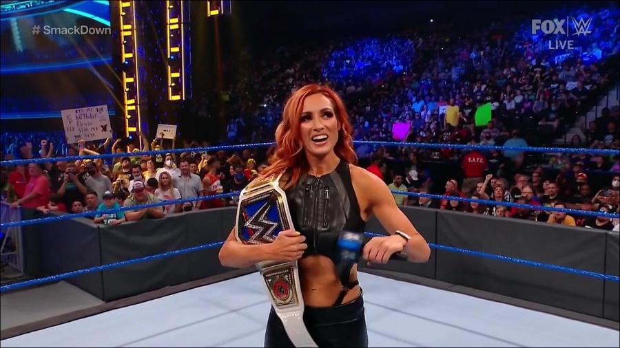 WWE_Friday_Night_SmackDown_2021_09_03_720p_HDTV_x264-NWCHD_mp4_001262095.jpg