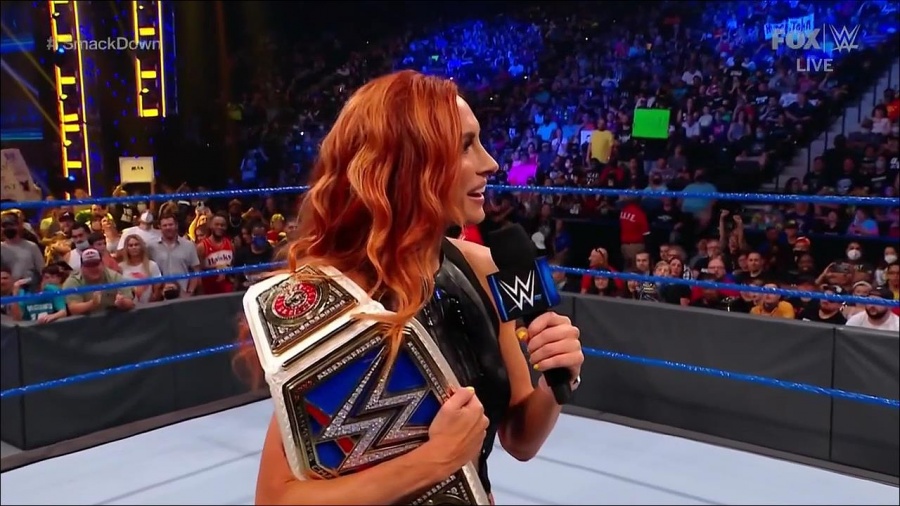 WWE_Friday_Night_SmackDown_2021_09_03_720p_HDTV_x264-NWCHD_mp4_001265698.jpg
