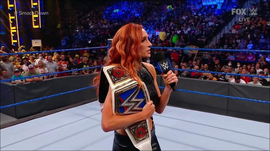 WWE_Friday_Night_SmackDown_2021_09_03_720p_HDTV_x264-NWCHD_mp4_001272906.jpg