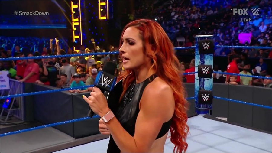 WWE_Friday_Night_SmackDown_2021_09_03_720p_HDTV_x264-NWCHD_mp4_001304137.jpg