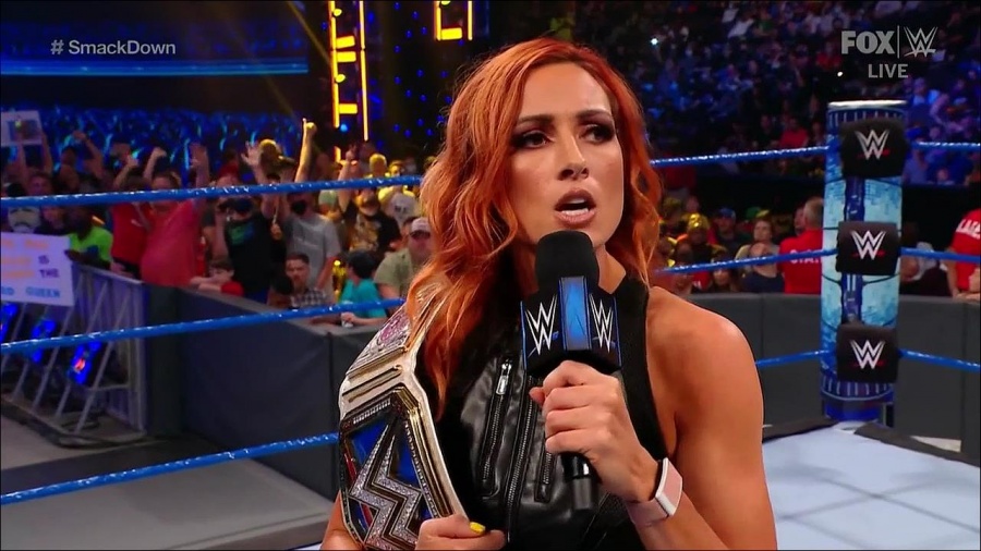 WWE_Friday_Night_SmackDown_2021_09_03_720p_HDTV_x264-NWCHD_mp4_001310143.jpg