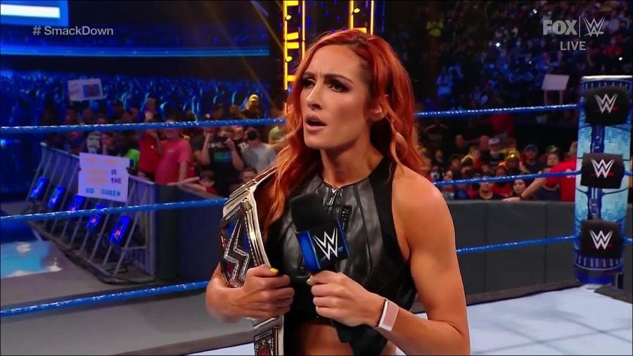 WWE_Friday_Night_SmackDown_2021_09_03_720p_HDTV_x264-NWCHD_mp4_001329362.jpg