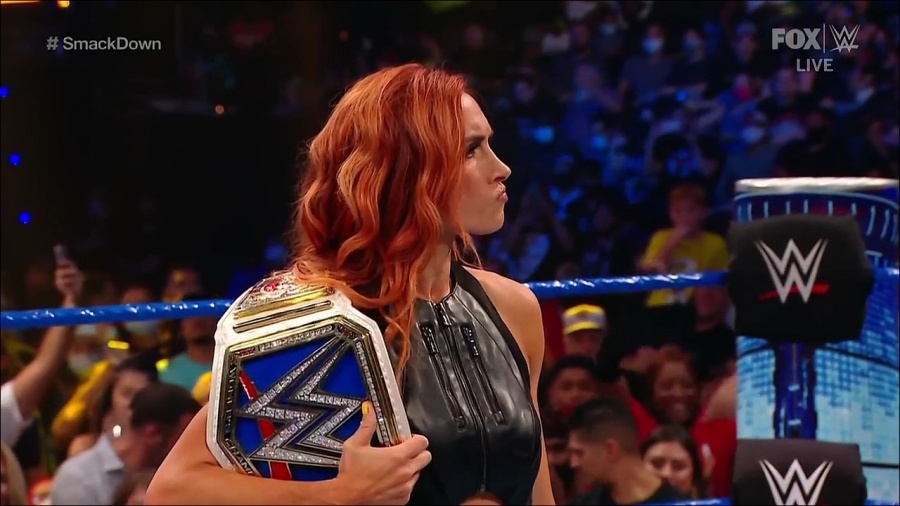 WWE_Friday_Night_SmackDown_2021_09_03_720p_HDTV_x264-NWCHD_mp4_001478745.jpg