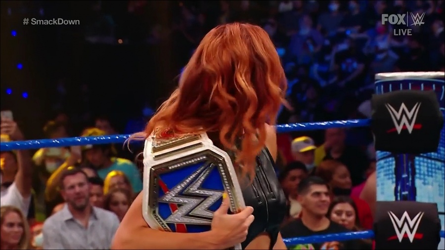 WWE_Friday_Night_SmackDown_2021_09_03_720p_HDTV_x264-NWCHD_mp4_001482081.jpg
