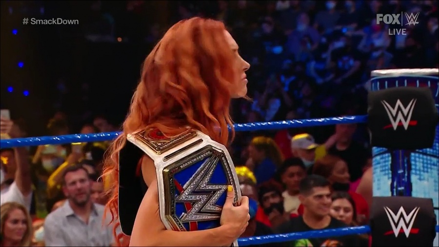 WWE_Friday_Night_SmackDown_2021_09_03_720p_HDTV_x264-NWCHD_mp4_001482648.jpg