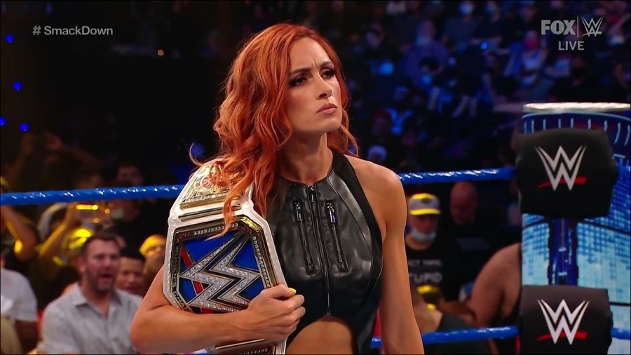 WWE_Friday_Night_SmackDown_2021_09_03_720p_HDTV_x264-NWCHD_mp4_001495962.jpg
