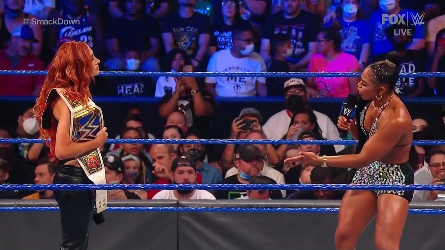 WWE_Friday_Night_SmackDown_2021_09_03_720p_HDTV_x264-NWCHD_mp4_001513179.jpg