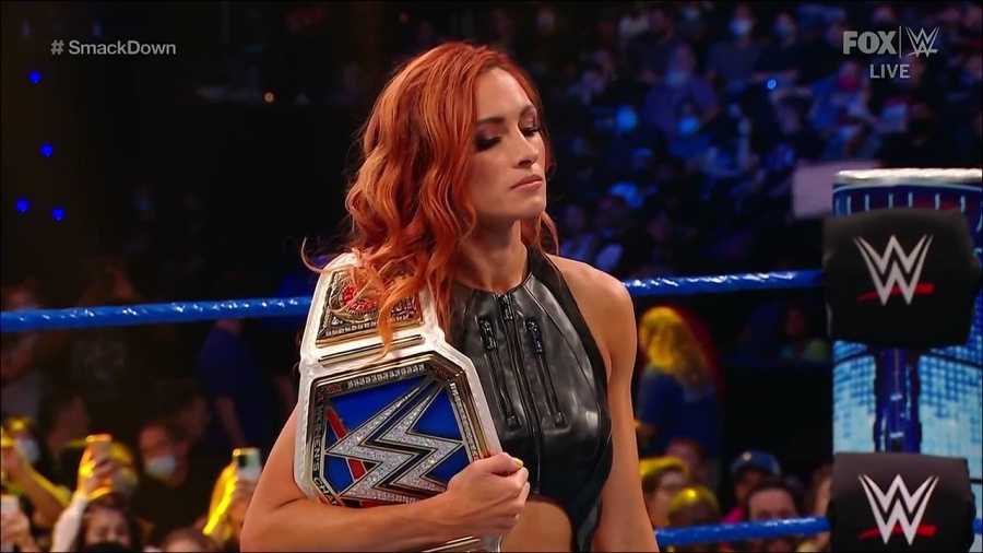 WWE_Friday_Night_SmackDown_2021_09_03_720p_HDTV_x264-NWCHD_mp4_001537336.jpg