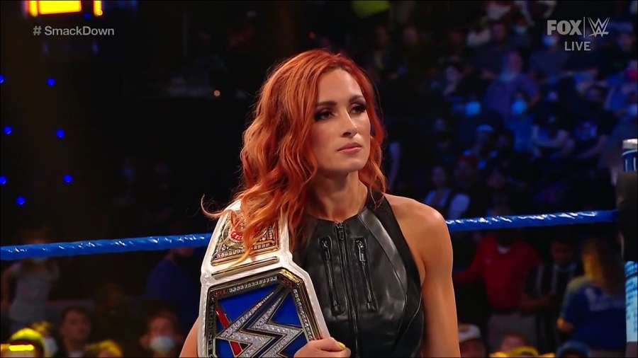 WWE_Friday_Night_SmackDown_2021_09_03_720p_HDTV_x264-NWCHD_mp4_001567867.jpg