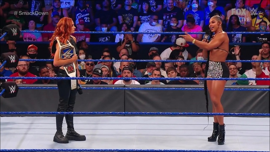 WWE_Friday_Night_SmackDown_2021_09_03_720p_HDTV_x264-NWCHD_mp4_001569969.jpg
