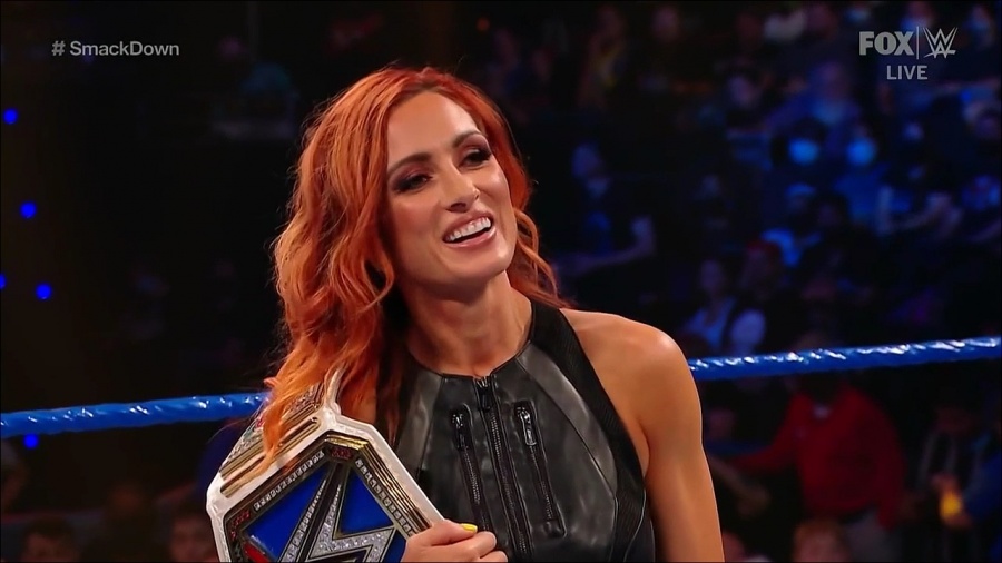 WWE_Friday_Night_SmackDown_2021_09_03_720p_HDTV_x264-NWCHD_mp4_001597697.jpg