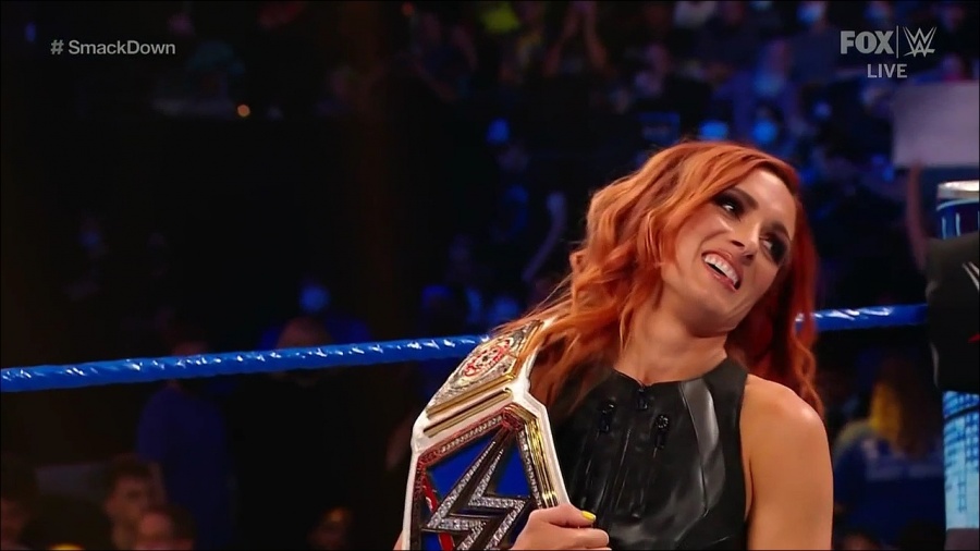 WWE_Friday_Night_SmackDown_2021_09_03_720p_HDTV_x264-NWCHD_mp4_001628361.jpg
