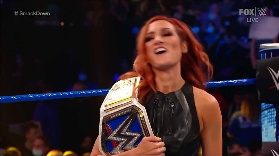 WWE_Friday_Night_SmackDown_2021_09_03_720p_HDTV_x264-NWCHD_mp4_001629028.jpg